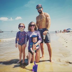 Meet your Posher, Cameron